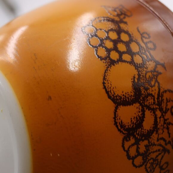 Pyrex Corning 1.5 Pint Small Bowl Brown Ombre Old Orchard Fruit Pattern Bowl - Picture 6 of 8